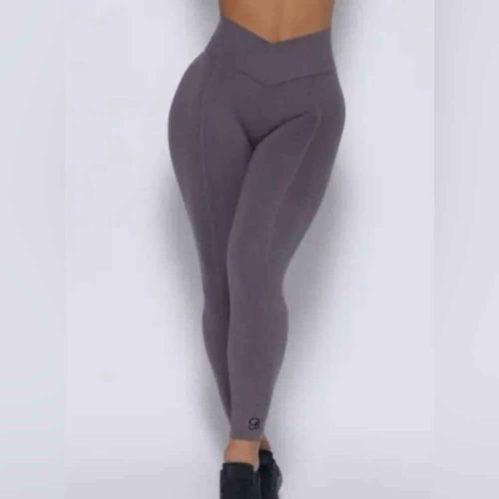 Bombshell Sportswear Brazilian Contour 7/8 Leggings - Picture 3 of 7